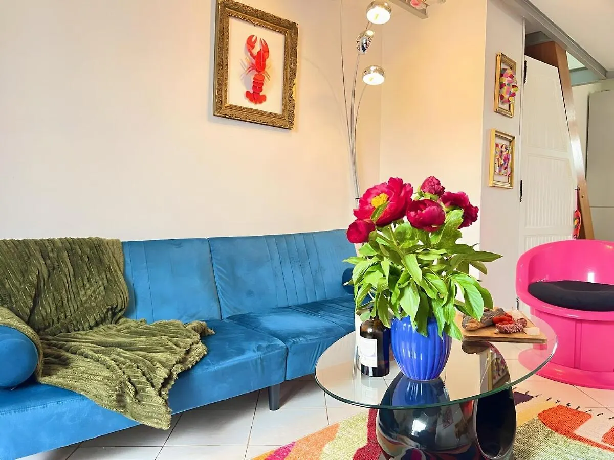 Parisian Cocoon - Breathtaking View Appartement 0*, Parijs